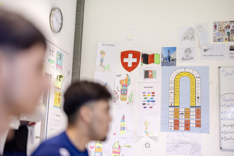 MNA, ASYLSUCHENDE, MINDERJAEHRIGE, UNBEGLEITETE, BILDUNG, SCHULE, INTEGRATION, UNTERRICHT JUGENDLICHE,